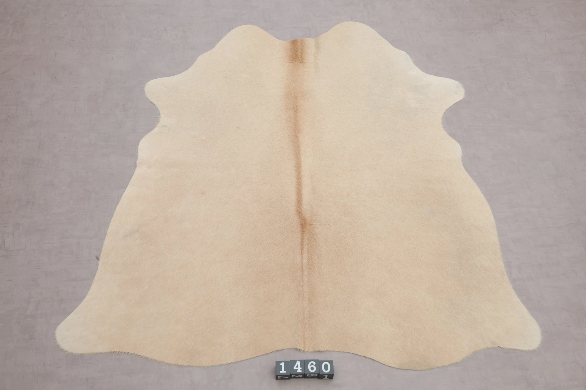 Kuhfell Beige gleichmäßig (1460) 1-2 qm