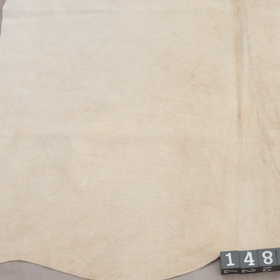 Kuhfell Beige sehr hell (1480) 1-2 qm Nahaufnahme - Rückenende