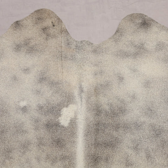 Kuhfell Grau Beige (1479) 1-2 qm Nahaufnahme - Hals