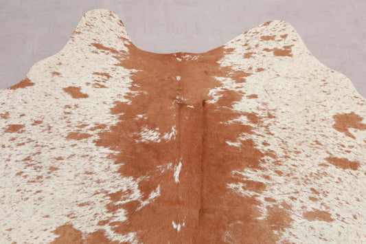 Kuhfell Weiß Braun Beige gesprenkelt (1504) 1-2 qm Nahaufnahme Hals