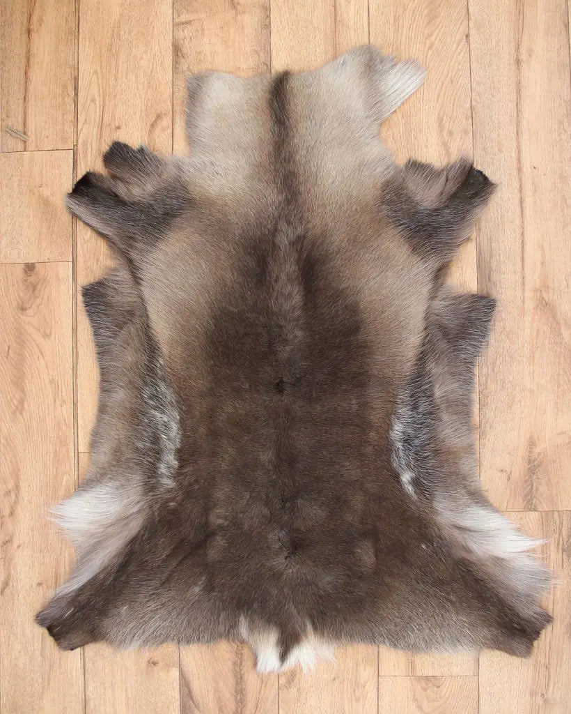 Rentierfell dunkel Gerberei Birke