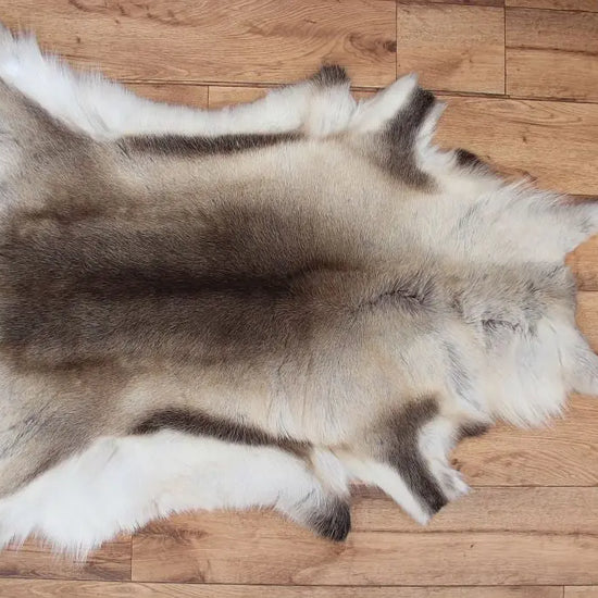 Rentierfell Naturfarben Gerberei Birke